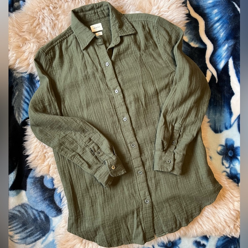 NWOT Aritzia Wilfred Free Sail Shirt size XXS in fatigue organic cotton